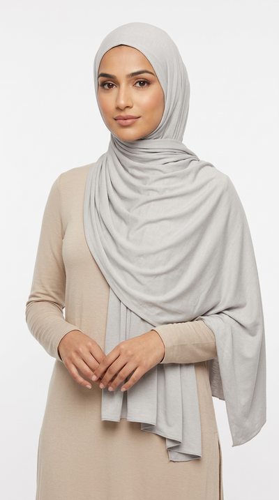 Woman wearing the Cloud Big Jersey Hijab with a beige top