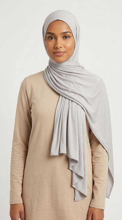 Woman wearing the Cloud Big Jersey Hijab with a beige top