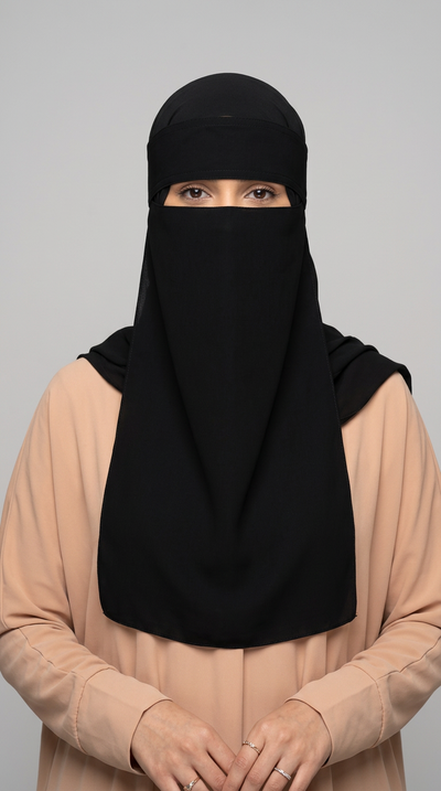Model wearing a black Hard Band Niqab 01