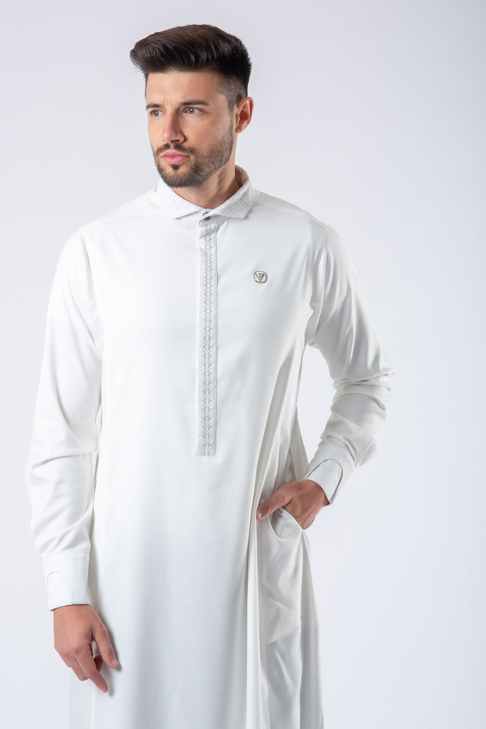AA2424- Al Ameer thobes
